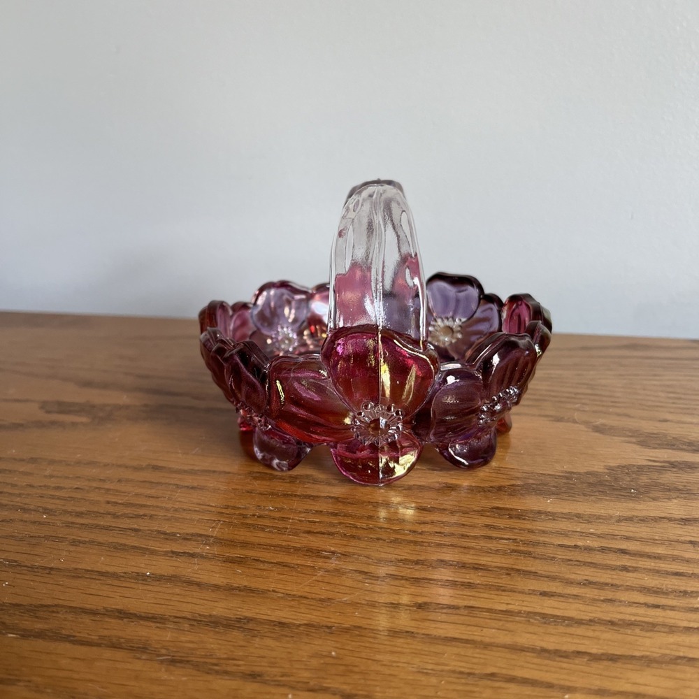 Vintage Westmoreland Dogwood Pansy Purple & Pink Glass Basket, Trinket Dish - Picture 3 of 11